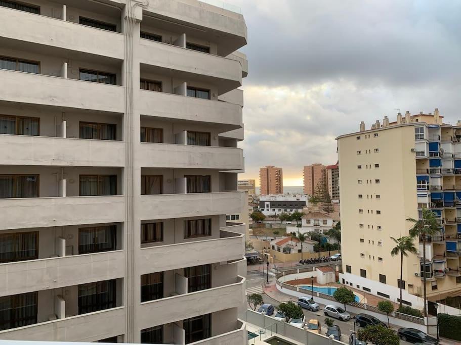 Apartamento Con Encanto Y Piscina Fuengirola Exterior photo