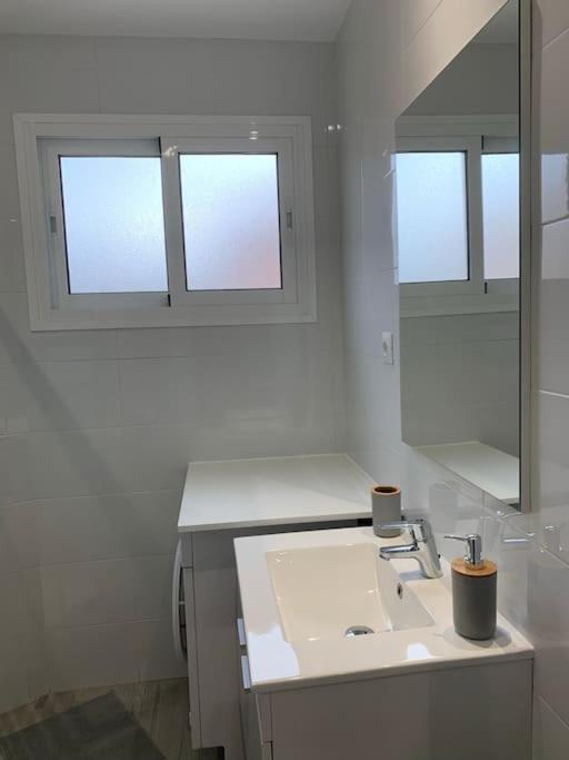 Apartamento Con Encanto Y Piscina Fuengirola Exterior photo